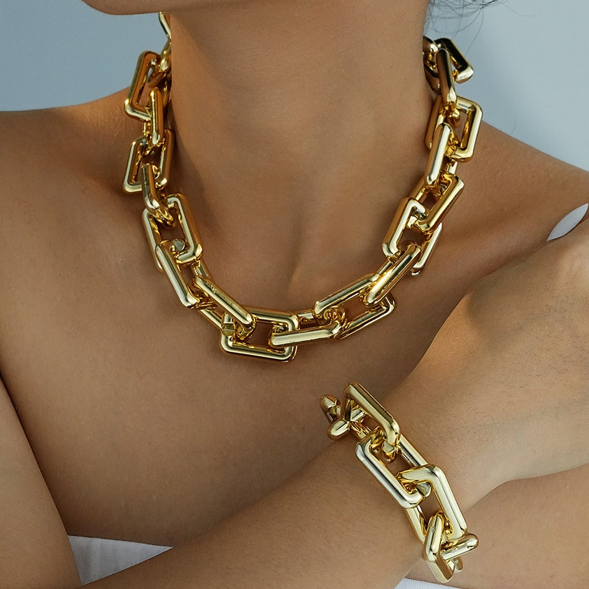 Geometric rectangular chunky chain bracelet and necklace set